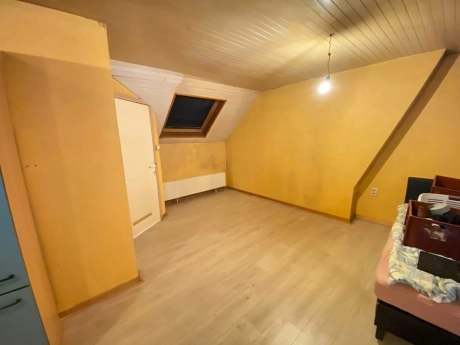 e5b62153223f425293fccf0d63cb94ed thumbnail