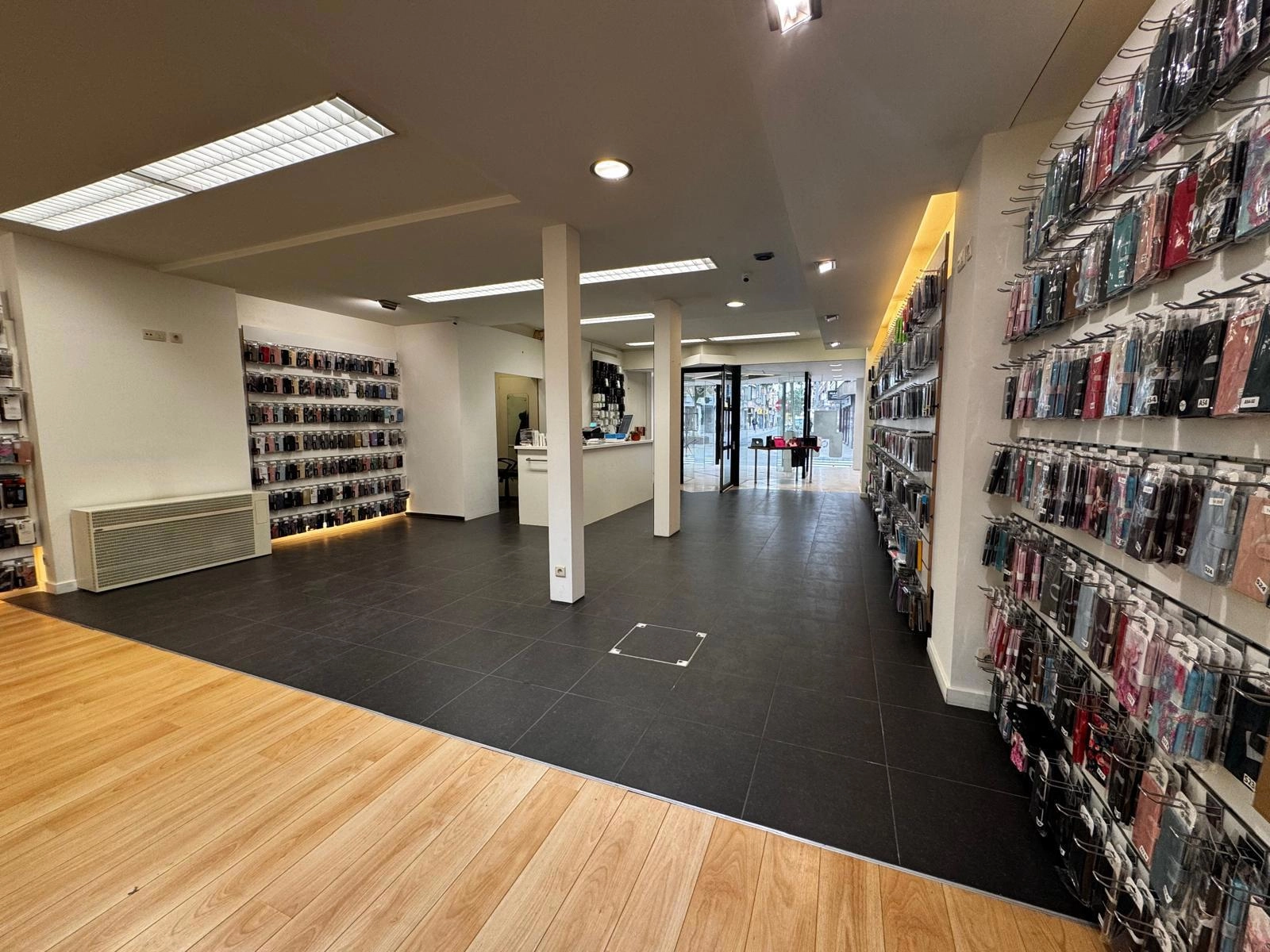 4d3863ff30a340178cc7dd9db45906d9 photo