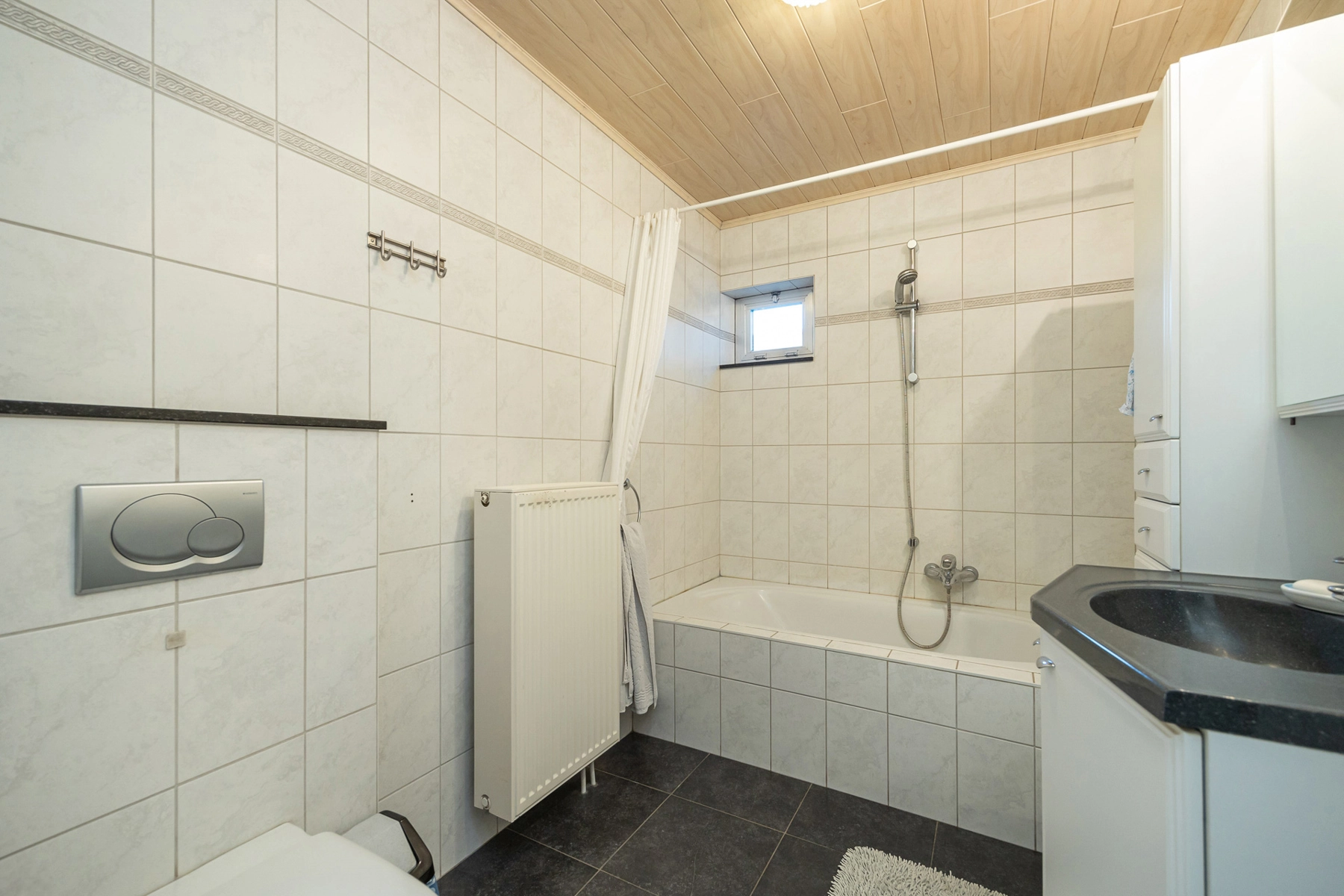 67aecb5867e941ca92bb127a62269ab8 photo