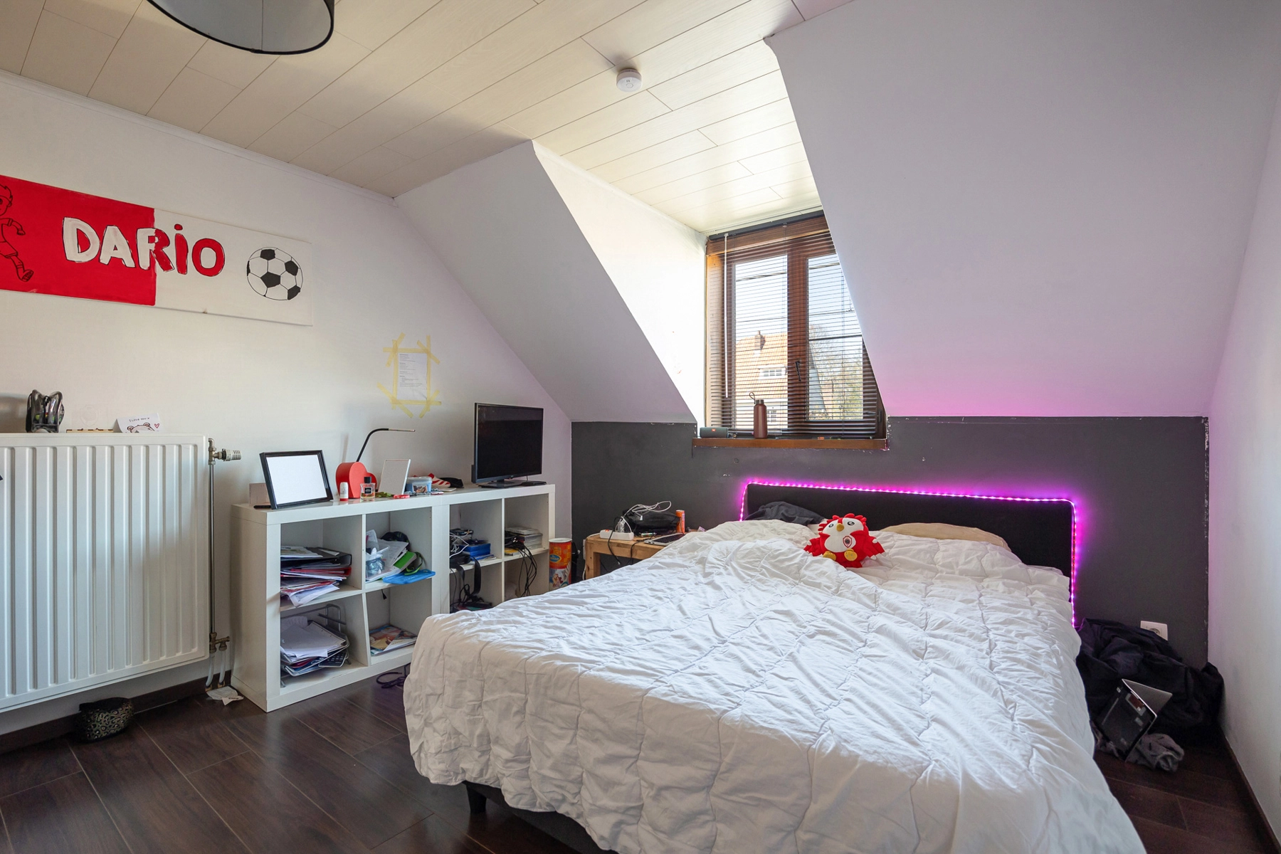 de20ad8584b24c56bb6beee722c6bced photo