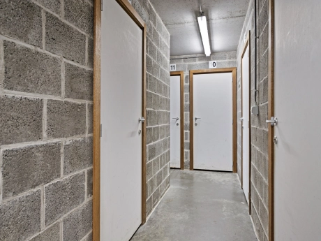 182e9aa403b44c6da9f34e79d3384235 thumbnail