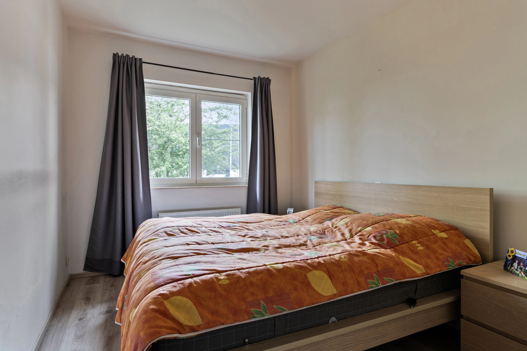 a264aa37d54b488e888ed92e1a03b567 photo