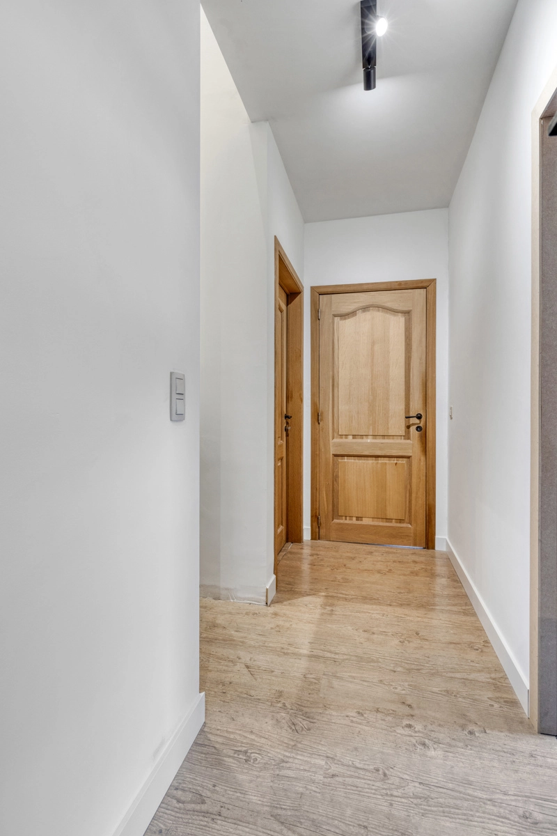 cd599bbbd30649fdab02a72381aad6b1 photo