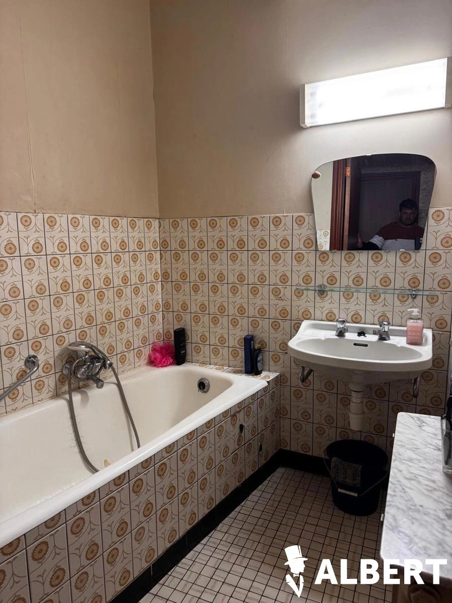 75d358da5acb4790b610de41f38aa1d1 photo