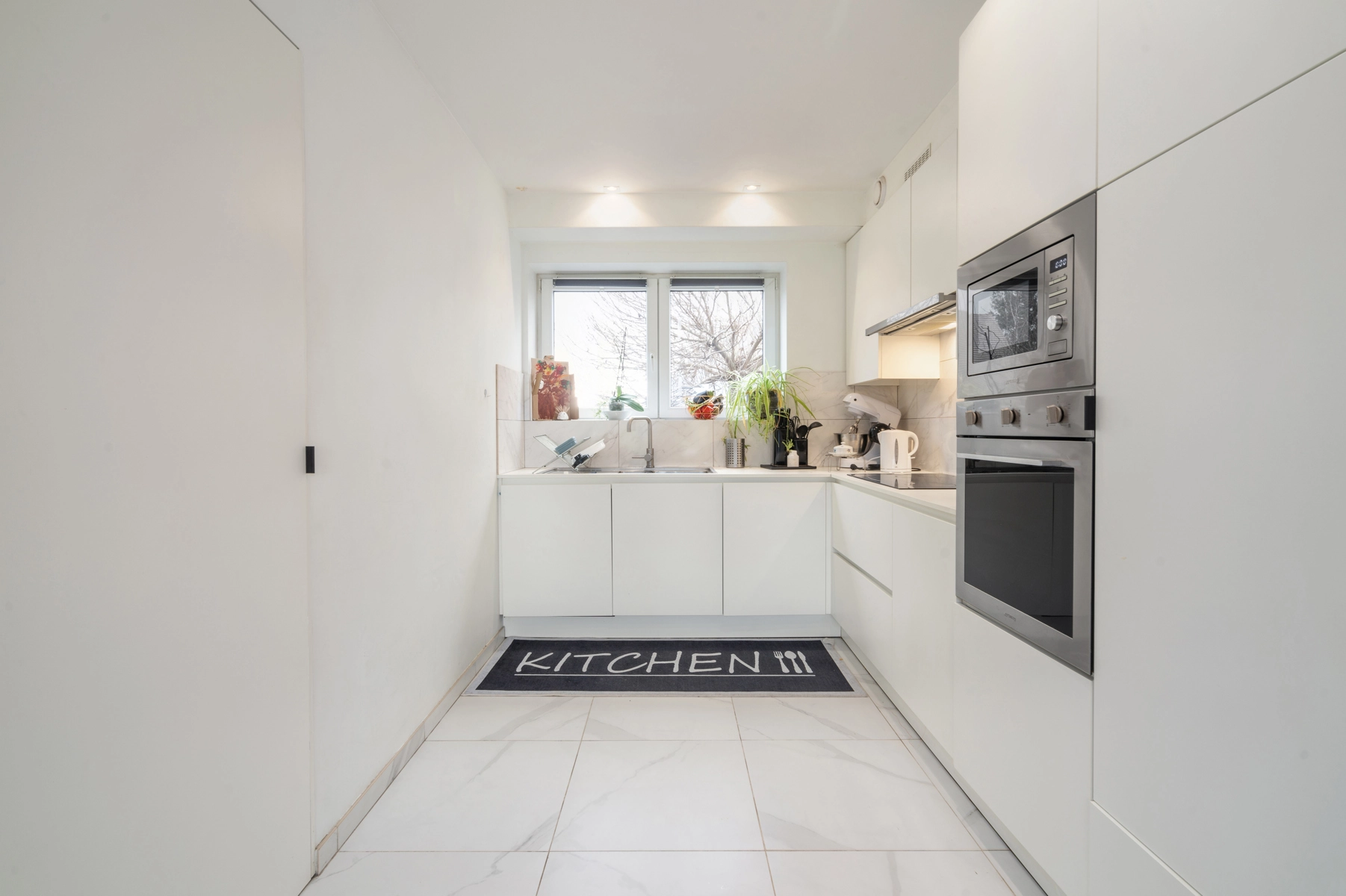 04663106720347ee877dbccb1f8962ea photo