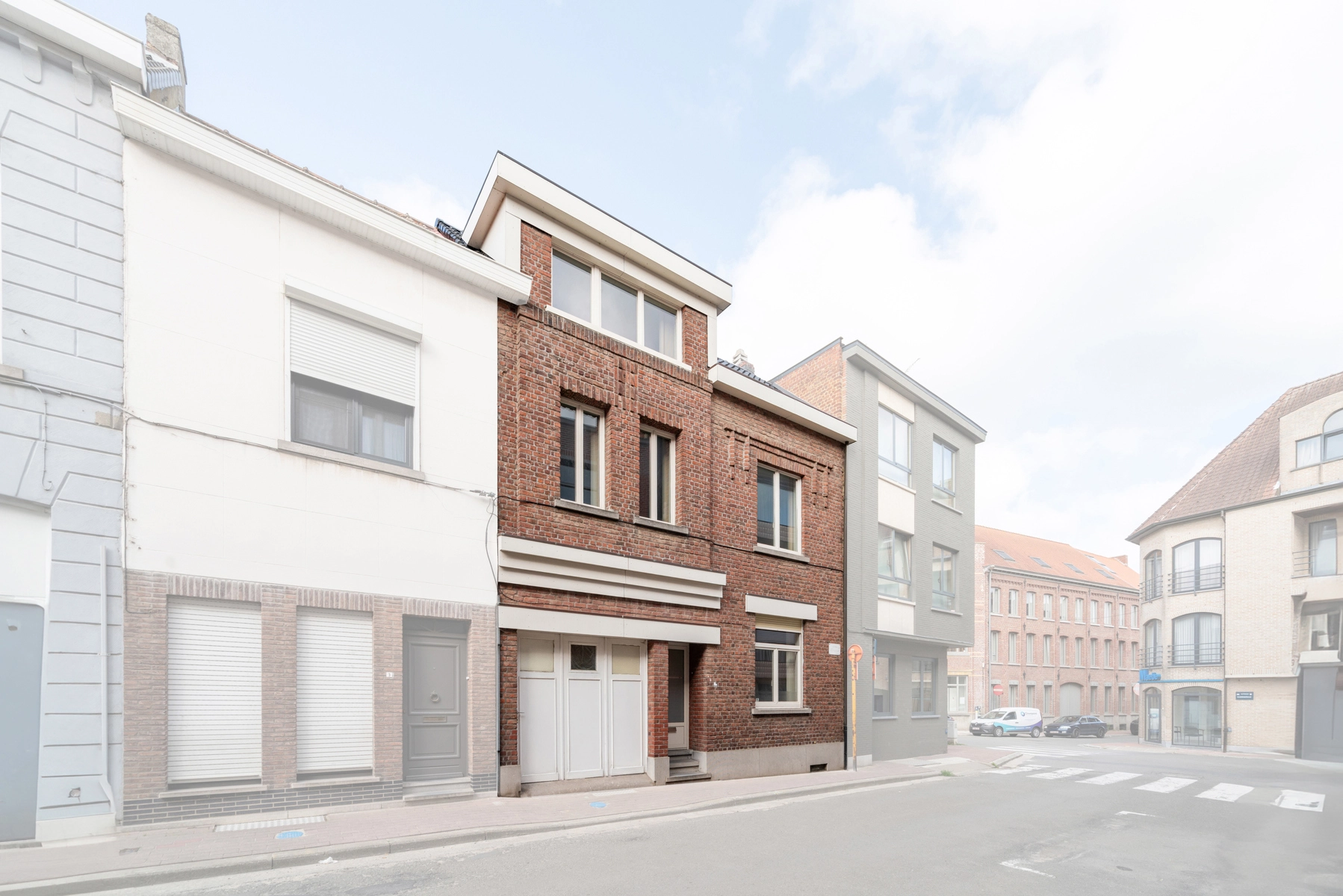 f61d6afdb22d4681a1bed98e4b7707b0 photo