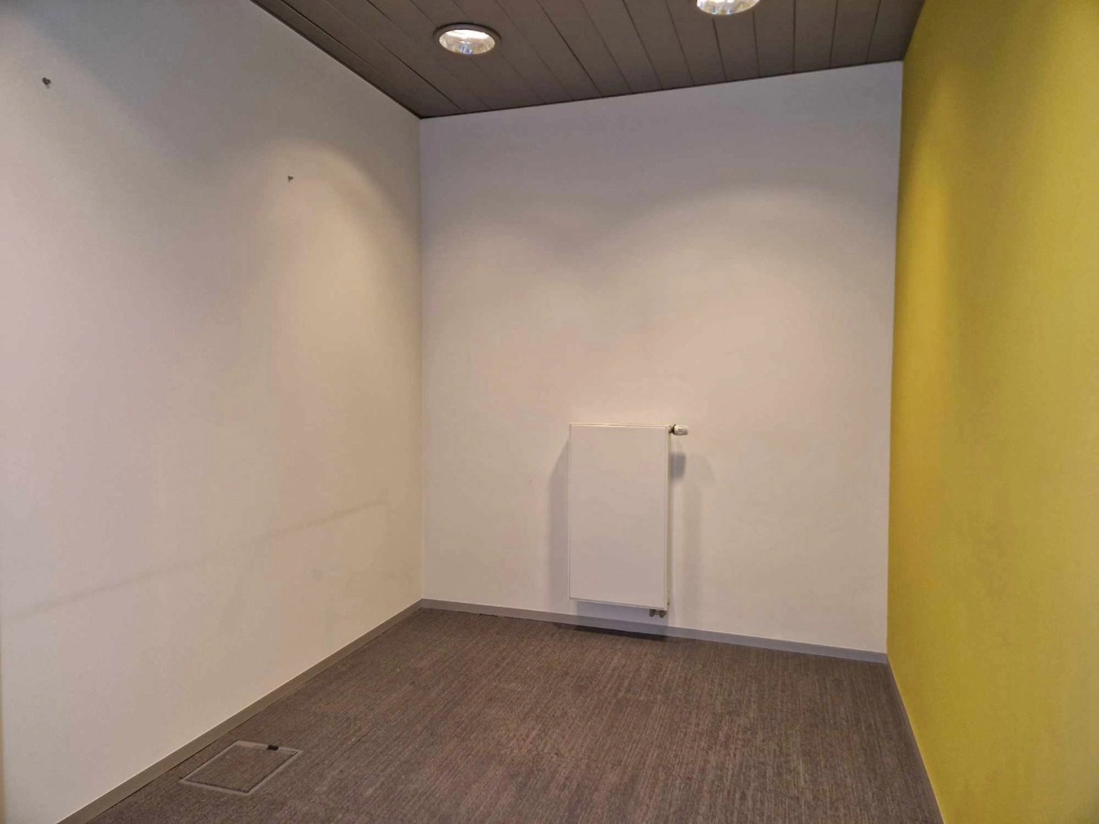 1682b4f8c9d043539f58b5d7f5148fa4 photo