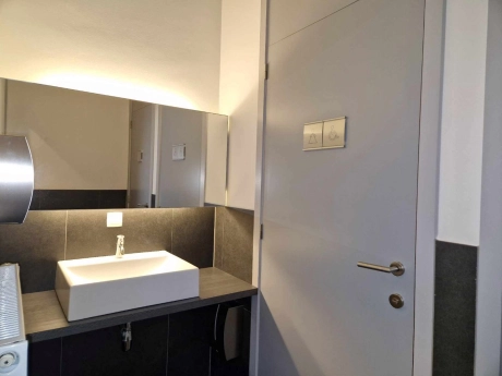 eeb732173d7d4547998e44c1c716b003 thumbnail