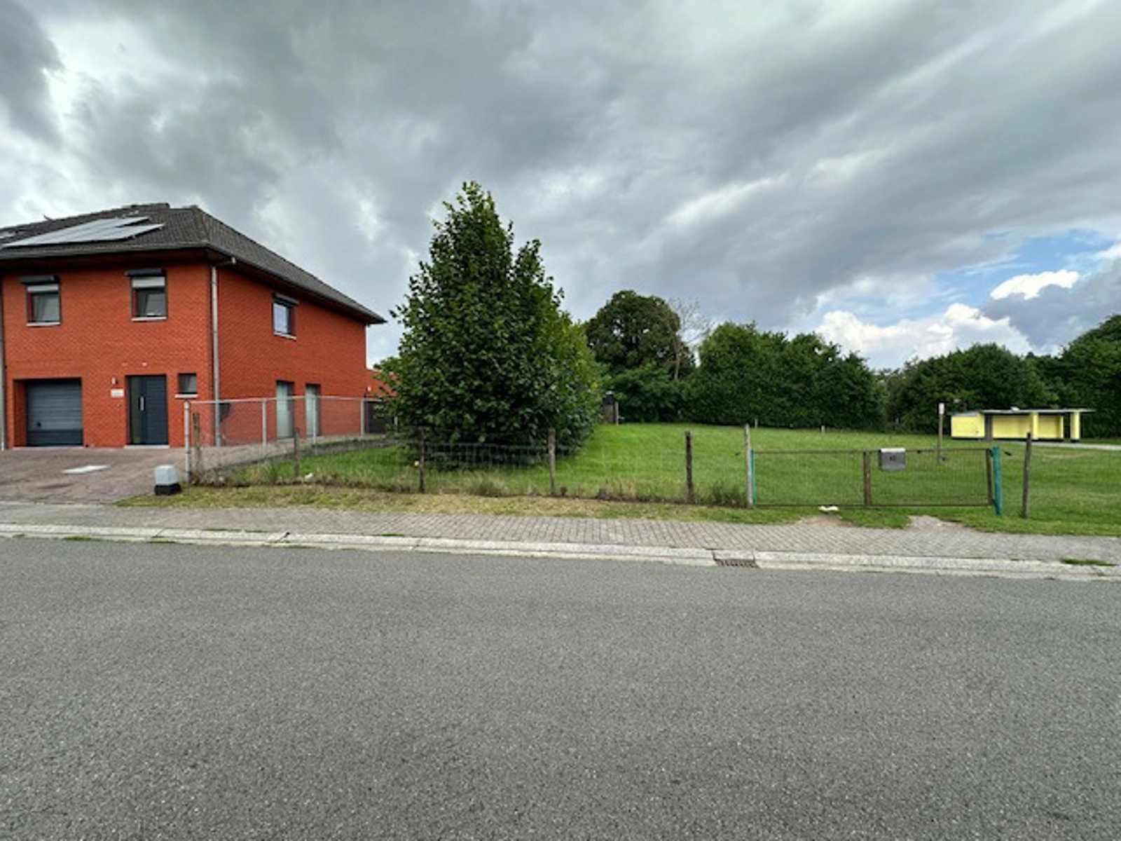 b55fd3b7ef664ae1914e833da4a9827f photo