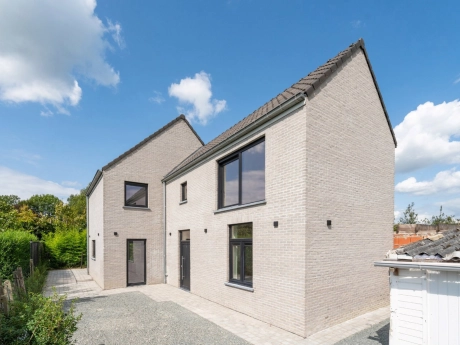 property 7114925 cover photo