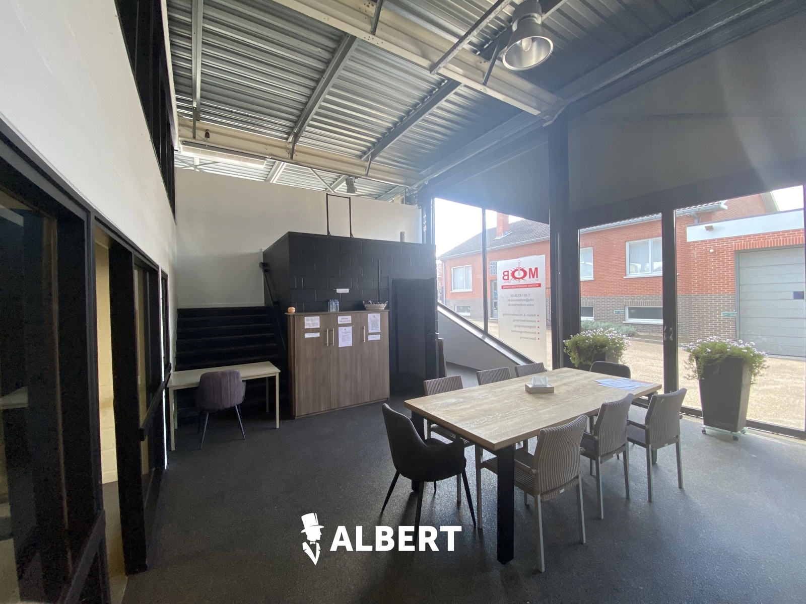 33e578e4c45d47639eff4af7ab9f4af4 photo