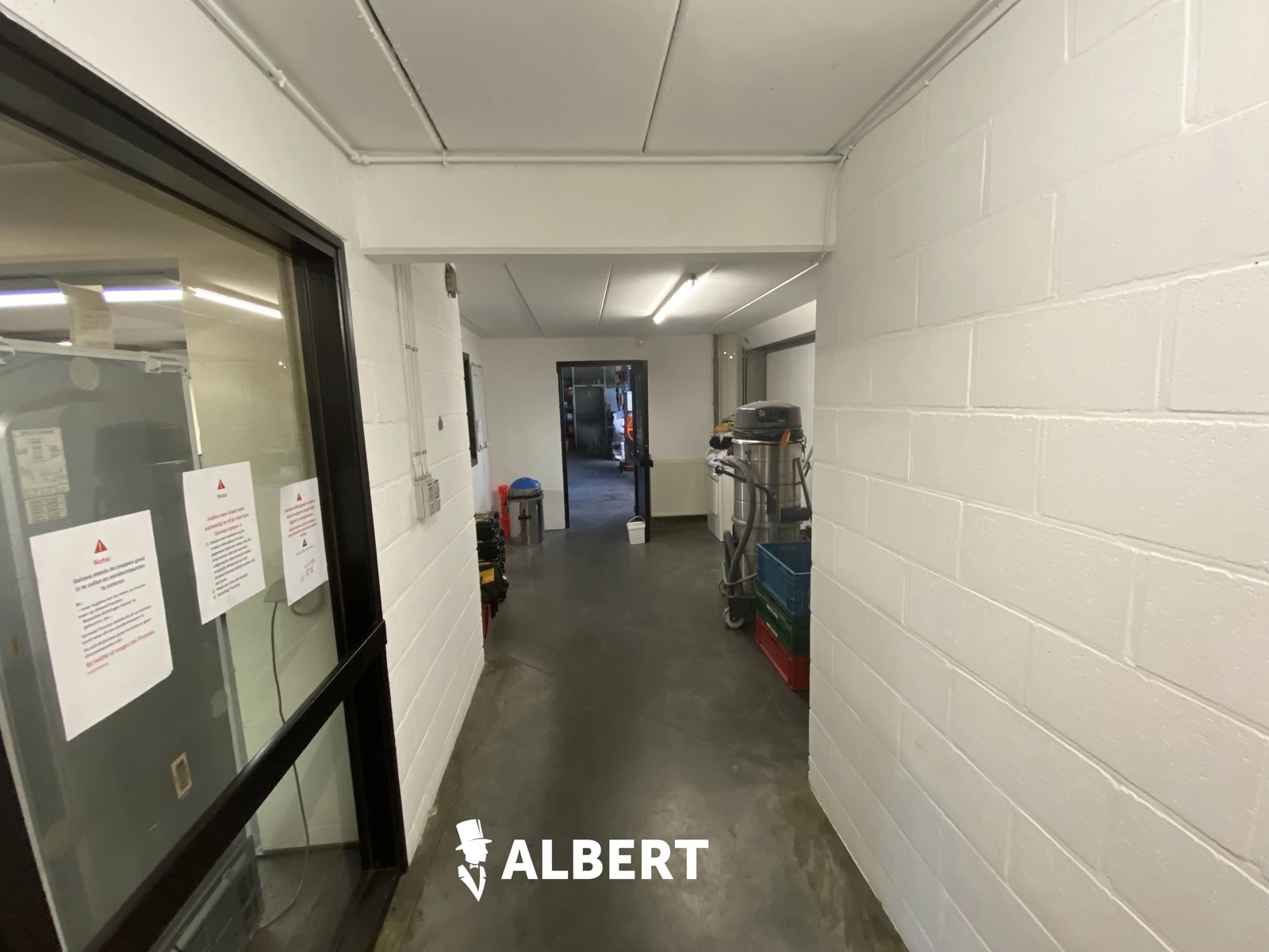 832e42d57e4c431fa092f42680e919ab photo