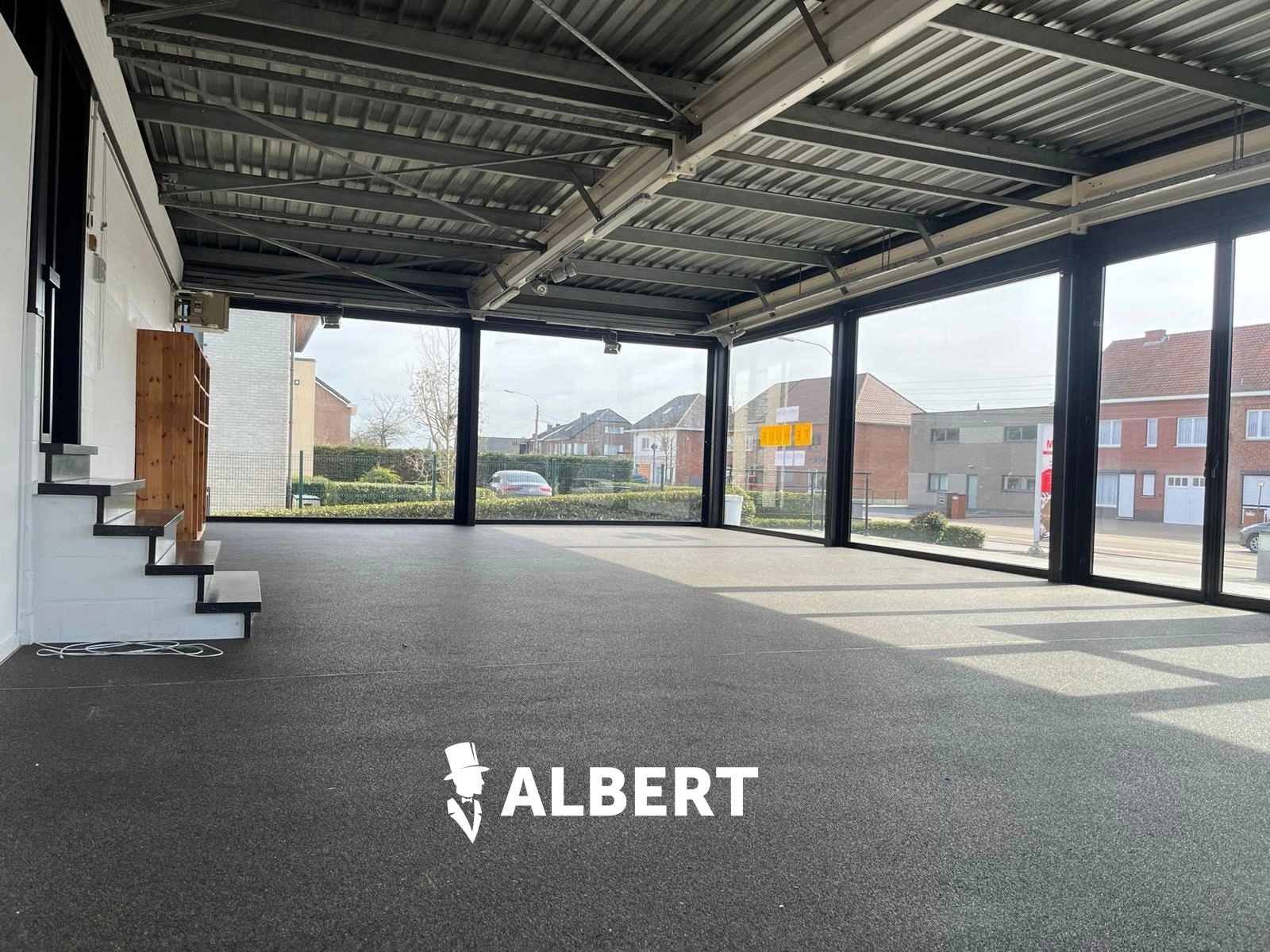 db5821ec8b9341b0b0340114218f83d7 photo