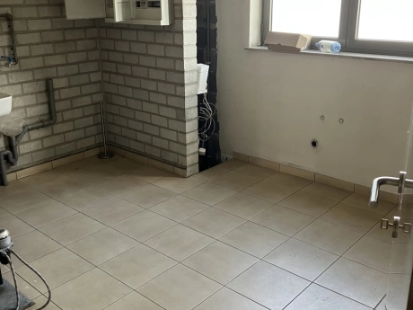 39db8c8cd023479b8767dd238bd81819 thumbnail