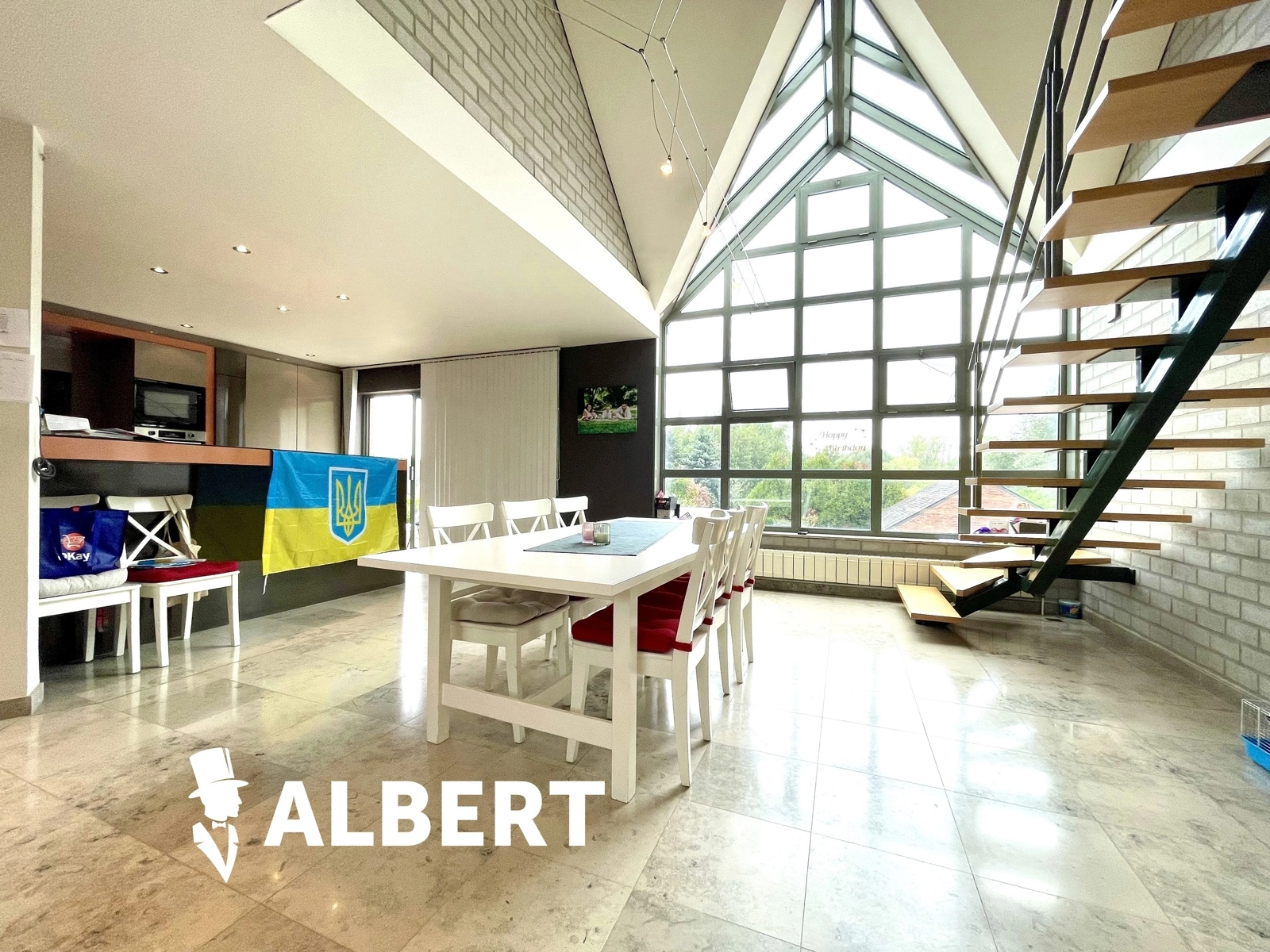 db036e63ff5d46d4929aa79fd03e859c photo