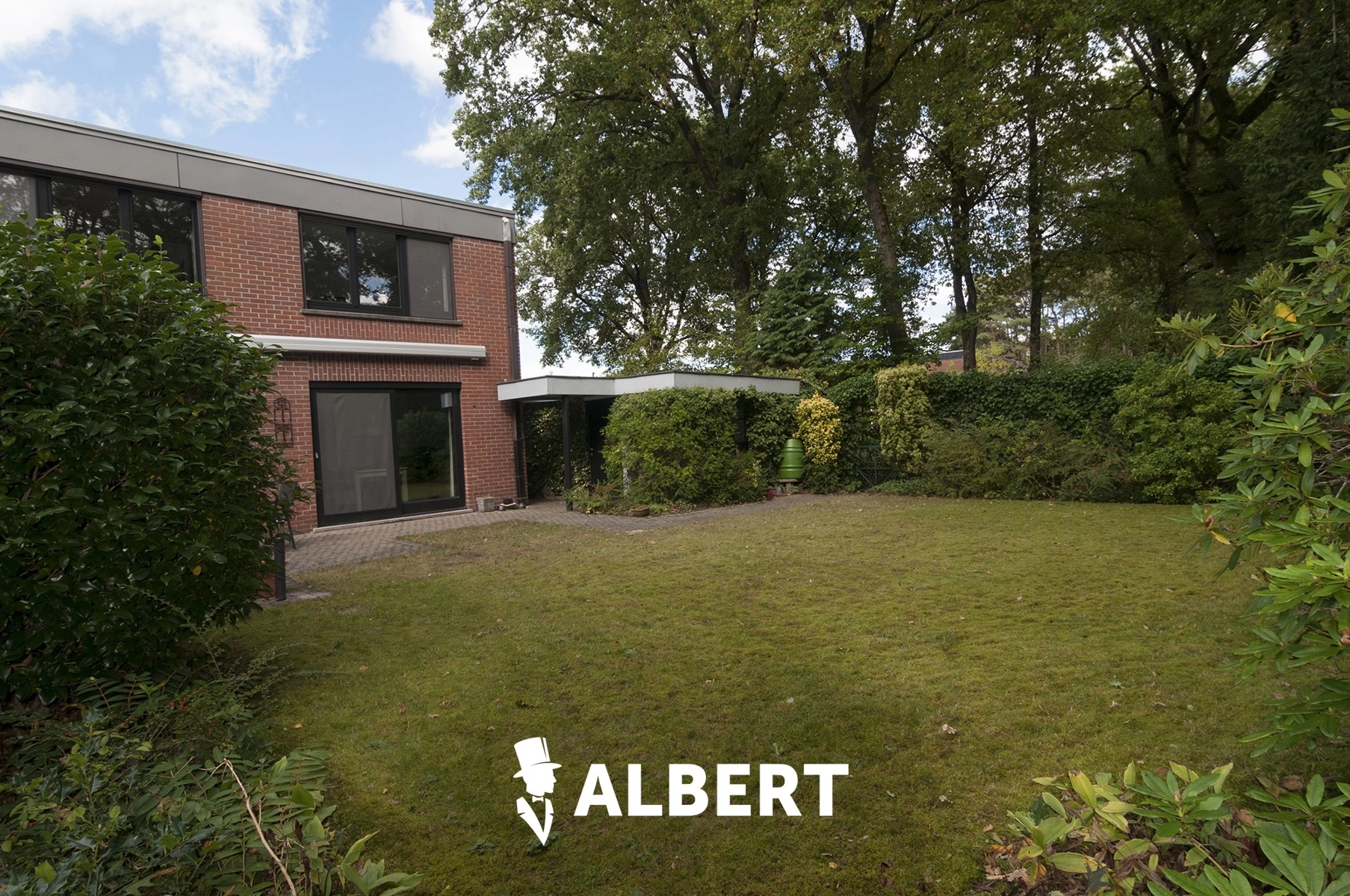 086dba6a0425404ea4746942d791b0e4 photo