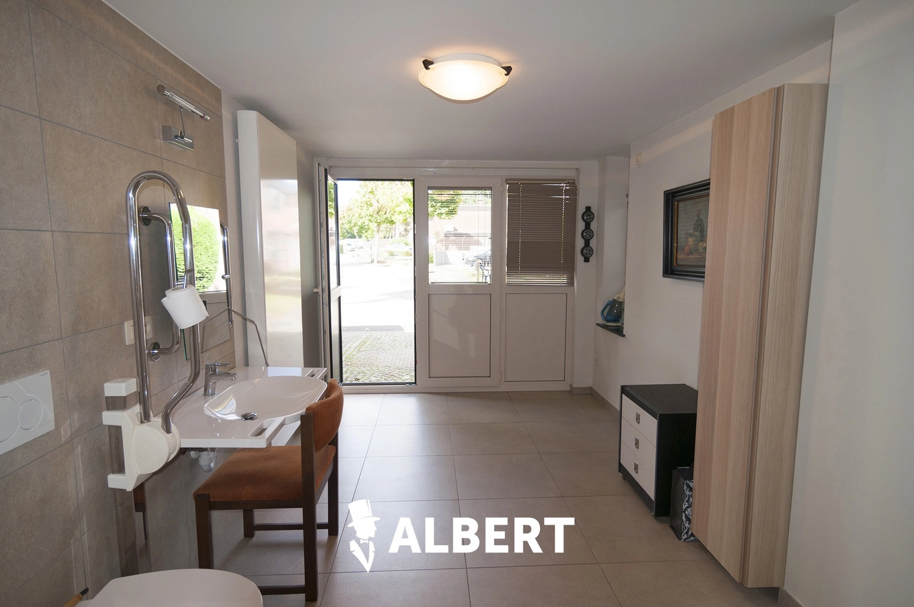 8e01a3fe59dd4705844b653753787949 photo