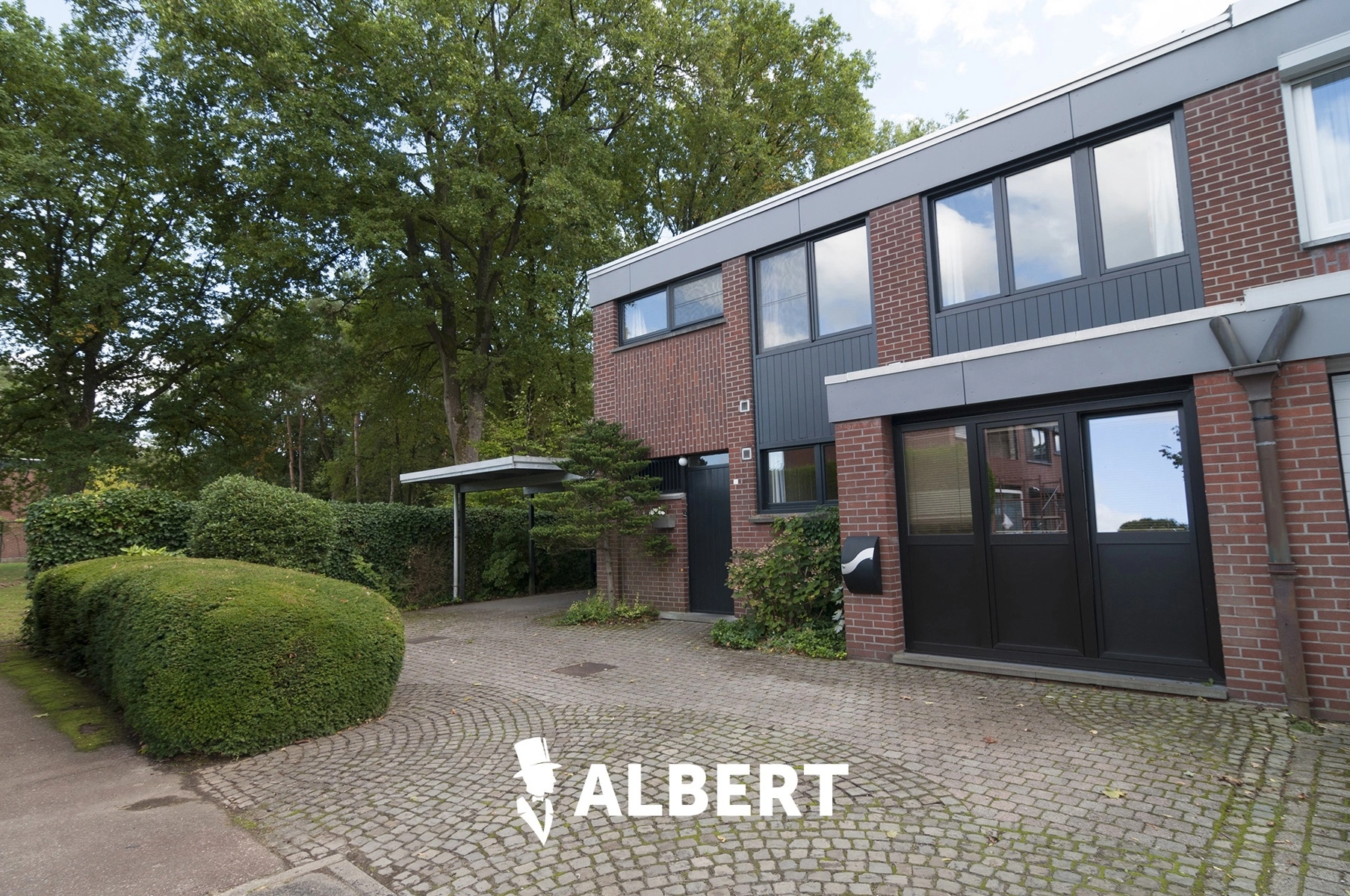 96c7635817d449ddae6c1cdf5bbfbff6 photo