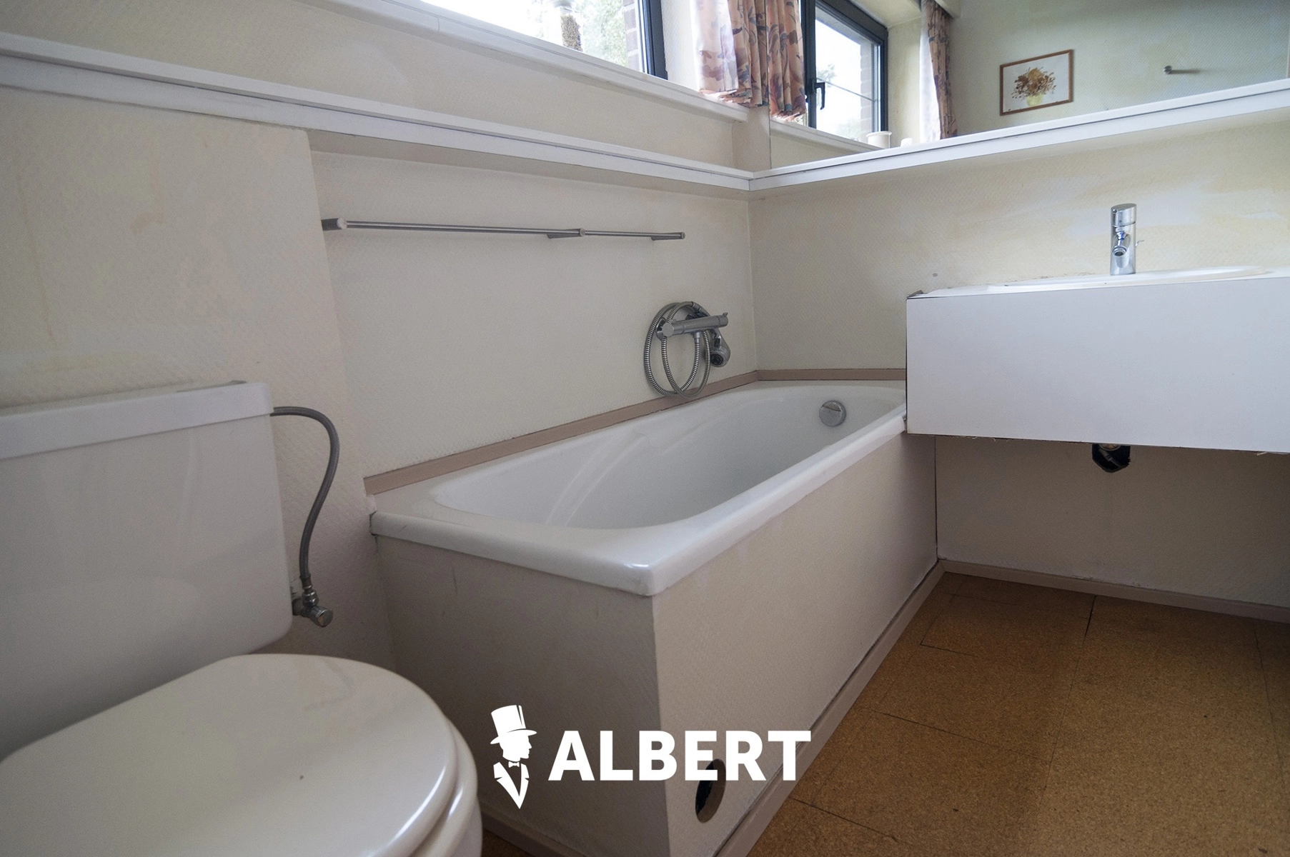 cd1f9c76fa9441baa8ea056447c70707 photo