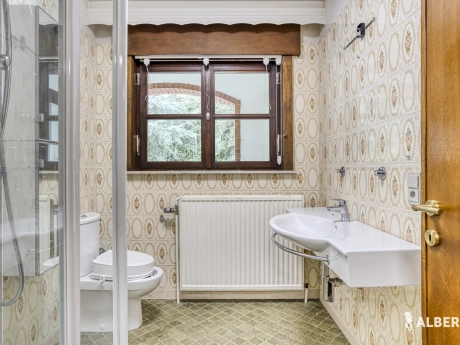 4b44684c9fae4ed9a1865e4636bd235b thumbnail