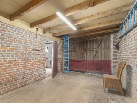 4f3e74b9c64945e88b903485b288c2d7 thumbnail