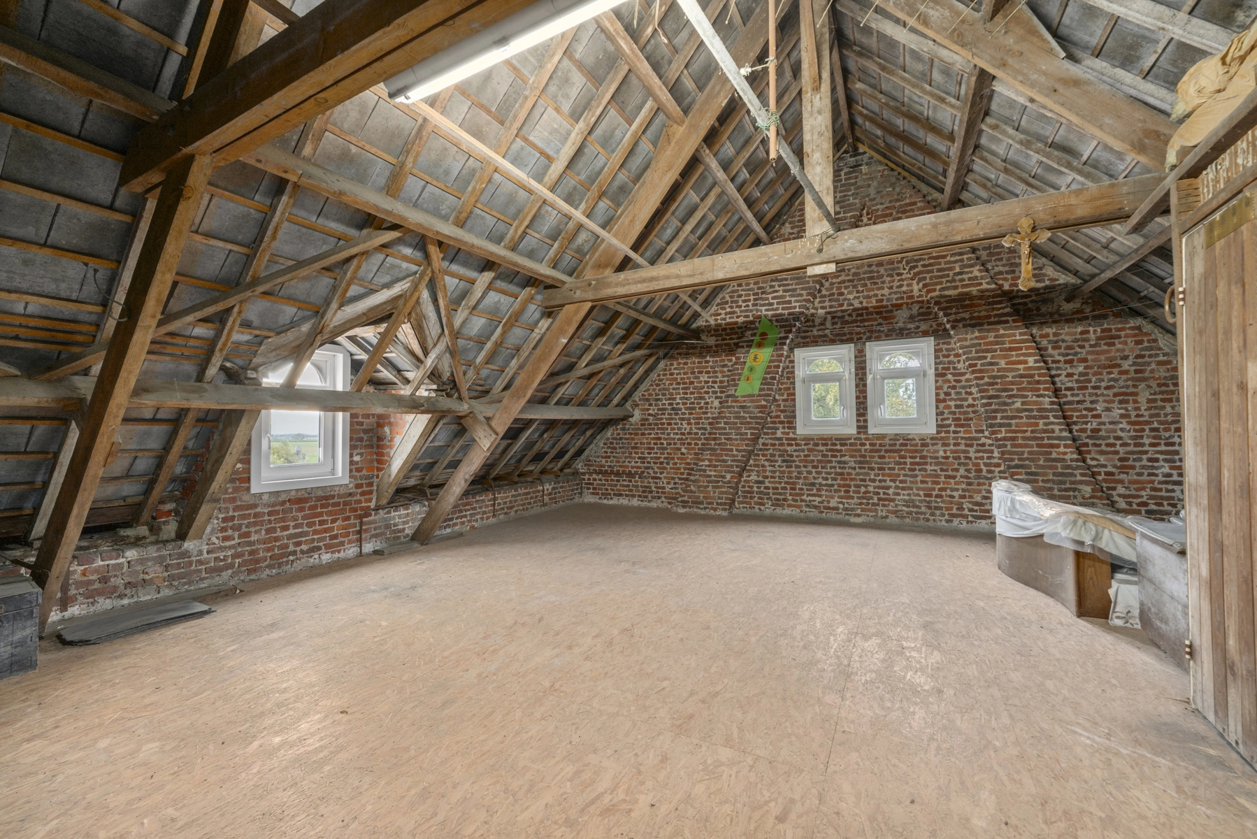 59fd3405453f4437bc74f77d28d63222 photo