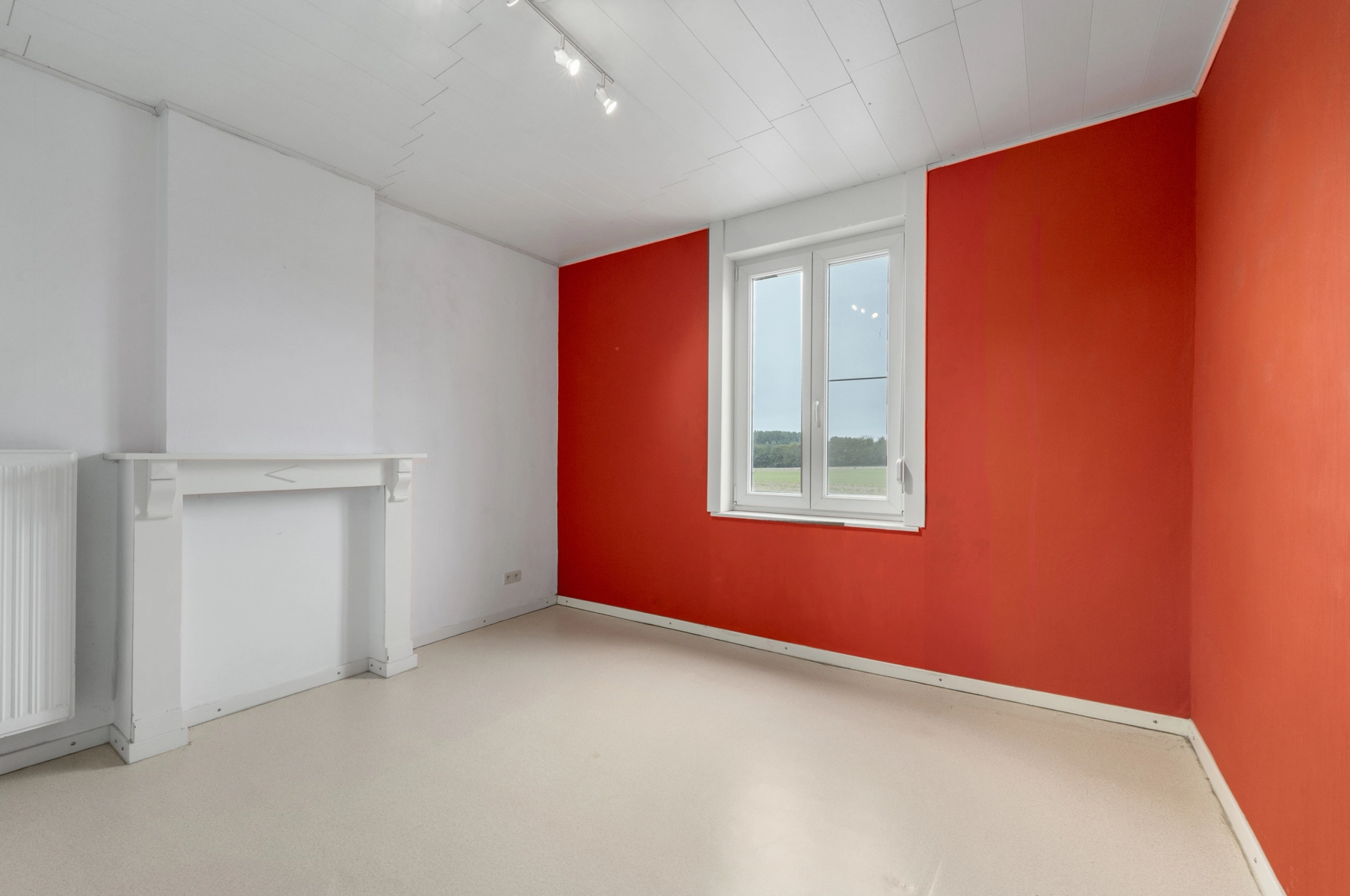 f702551576c84f0d97c23089fc43b38b photo