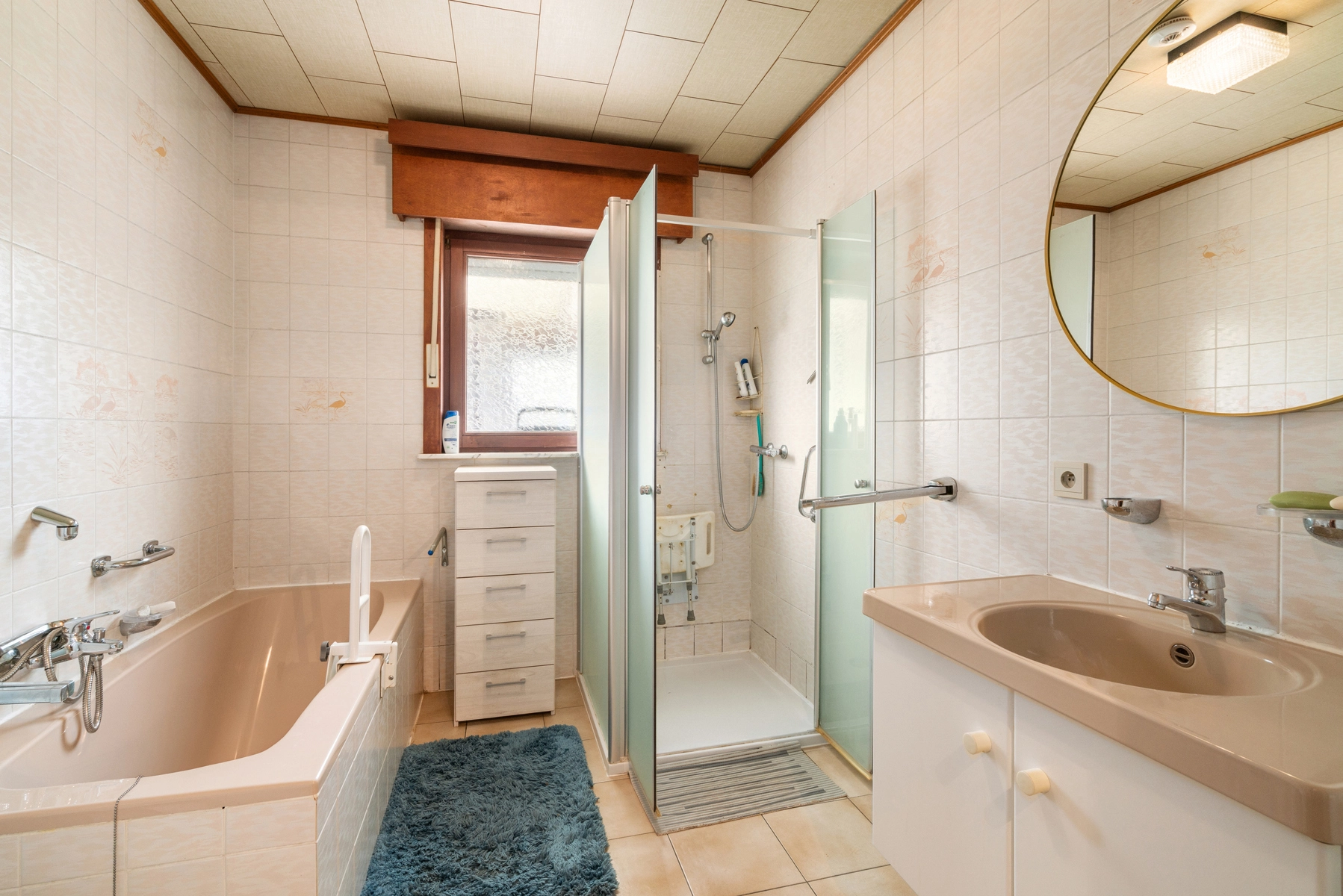1125685377464ca9baa9095b5ac8c951 photo