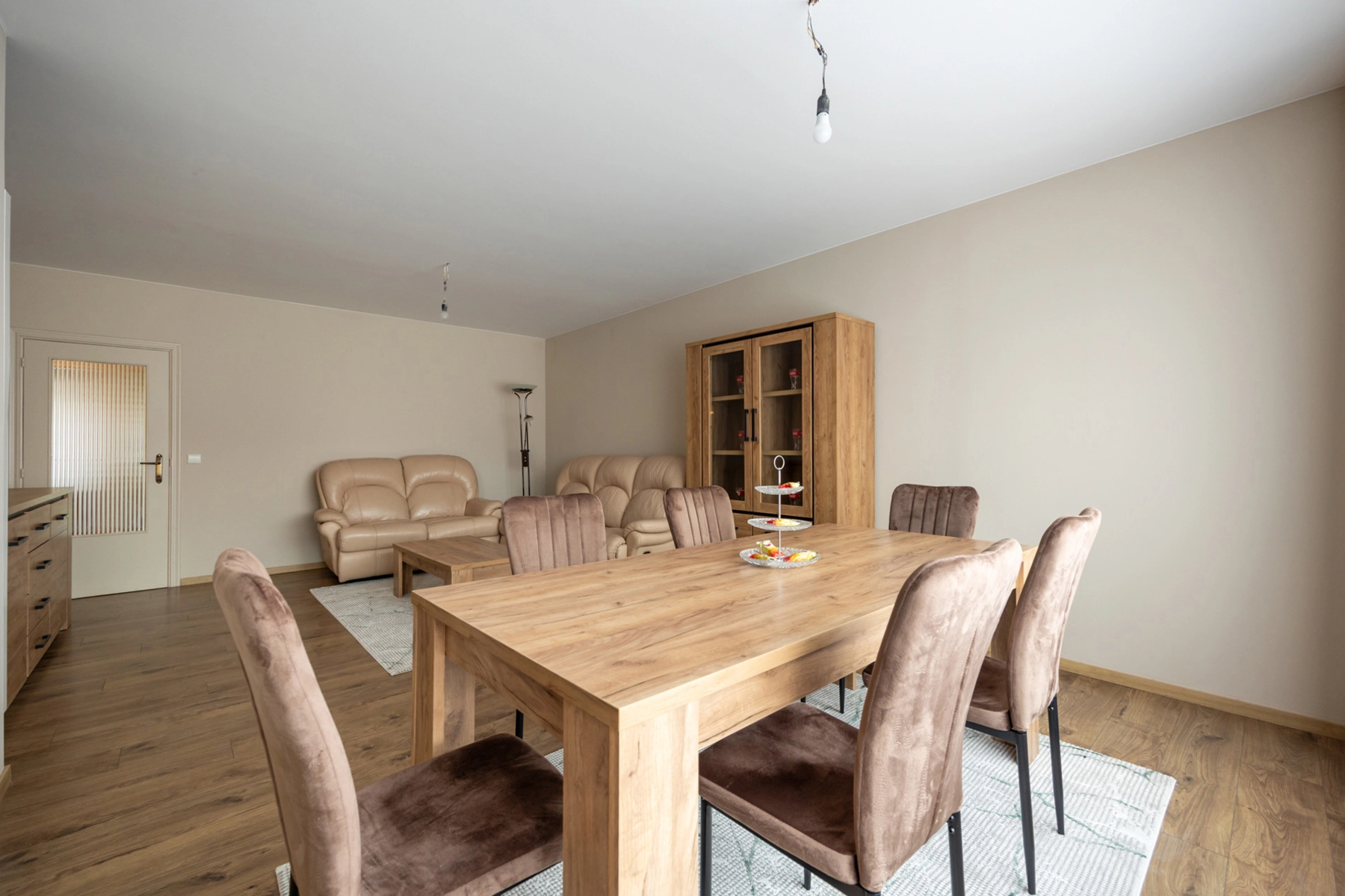 d950210ec92c44e78d2364326c8ba349 photo