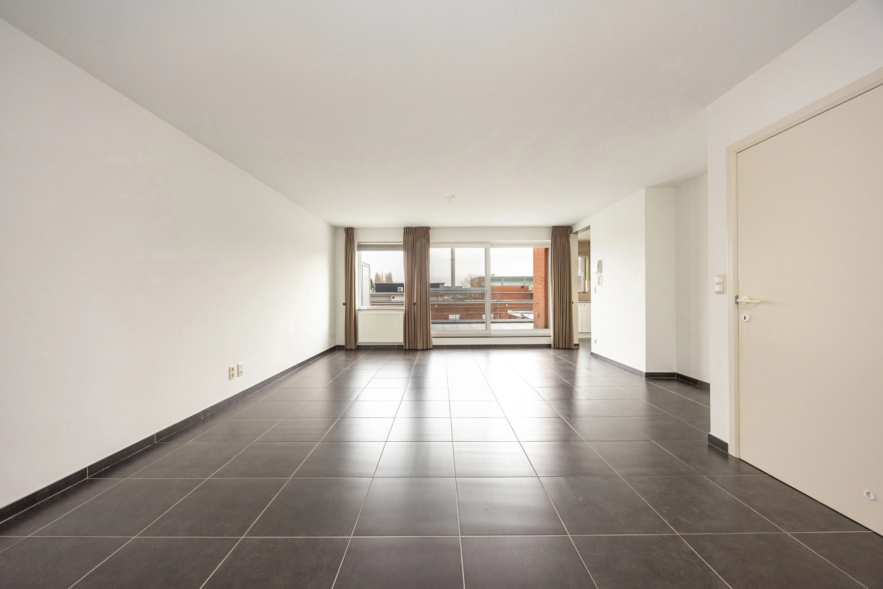 3f85e37a050348e5a62315d6ea8f6793 photo