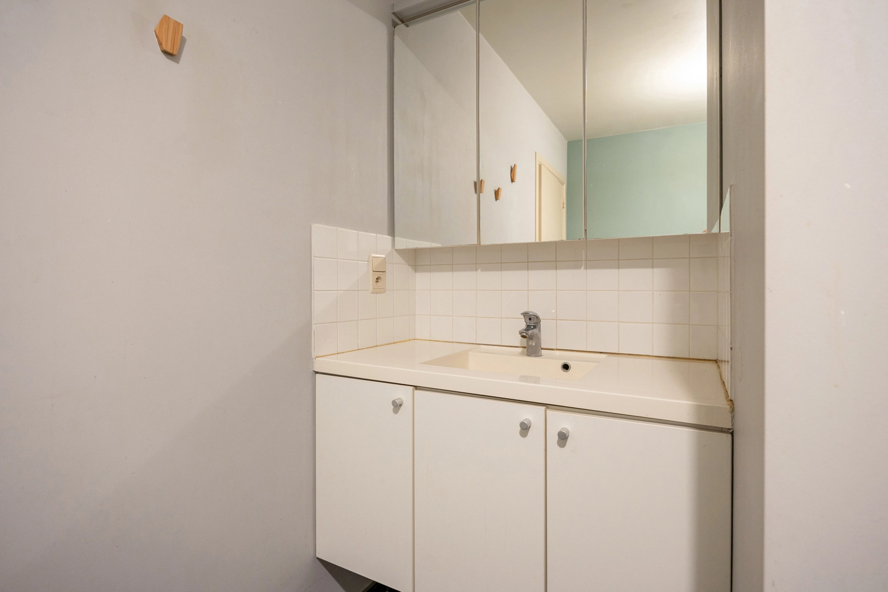 8ab96a5dfcb840738eb2b5050c98c4a4 photo