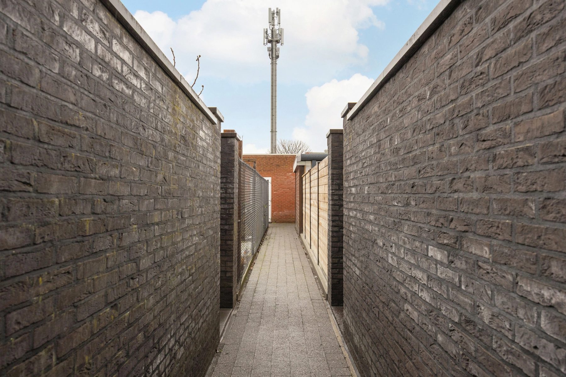 d001928d959b4a289acfd52b459c93df photo