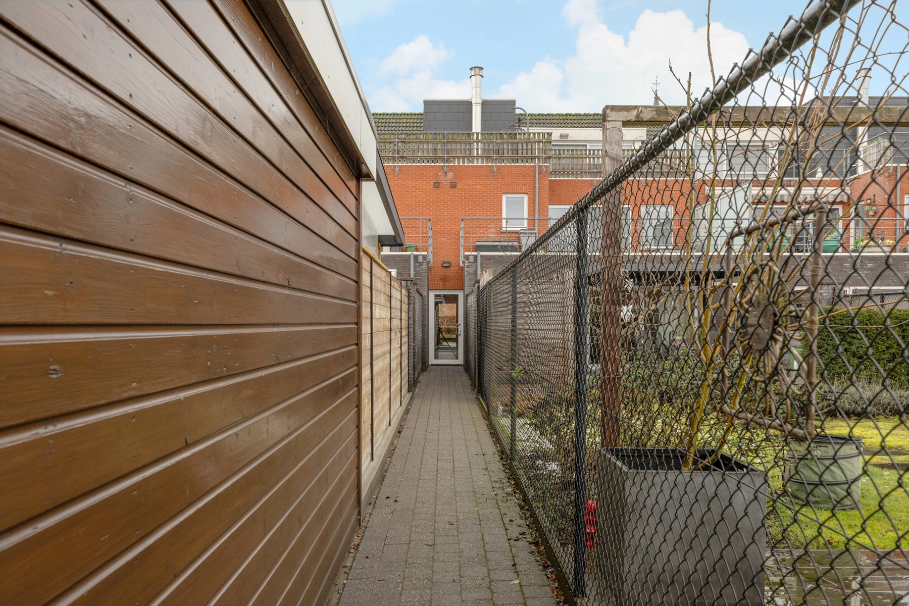 de36ef915b4644c4a17de486d7427099 photo