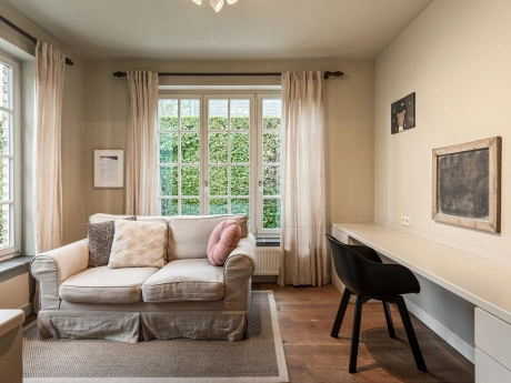 382a3c0d76404652afc3ee503d1643f7 thumbnail