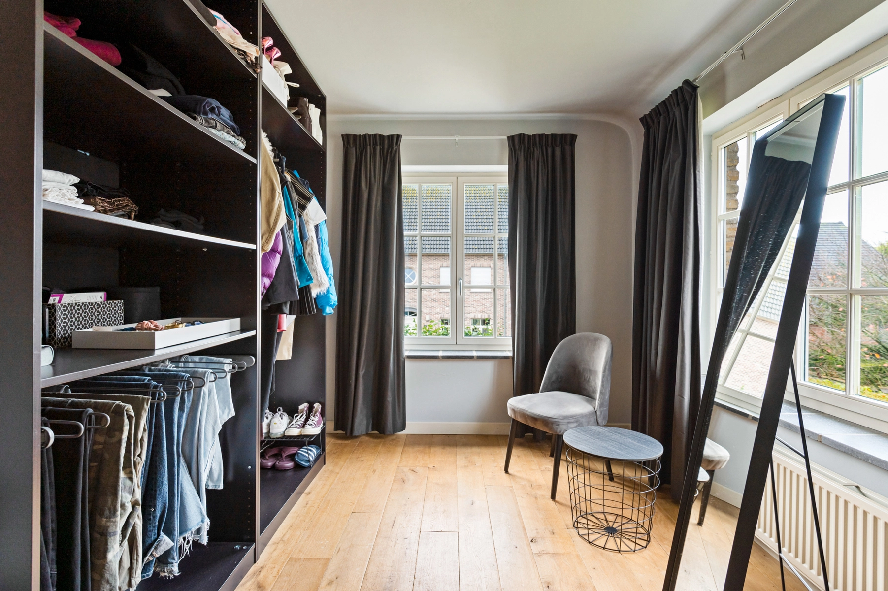 4e0a9a84ffb1401eb31db2af2f1f6c4c photo