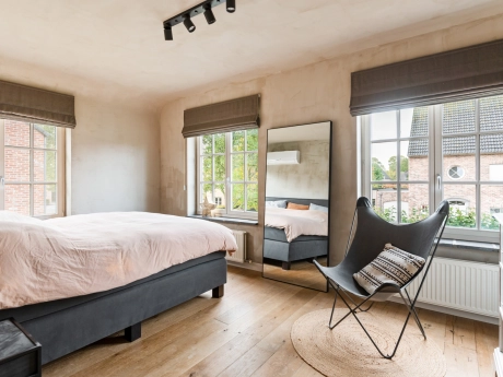 55736a16c95d4539a7c2f6c37c0c1b03 thumbnail