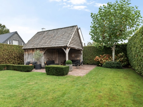 8bf0255f42734c64a5fc852d596f6af0 thumbnail