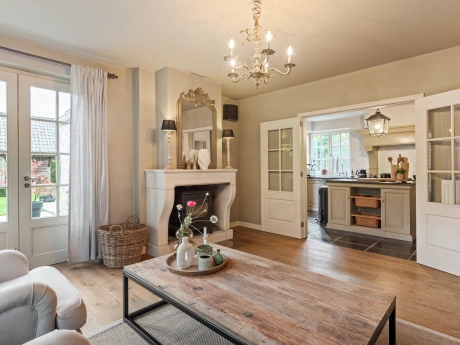 c97abdd79e9247bdbba9fa07db869e9d thumbnail