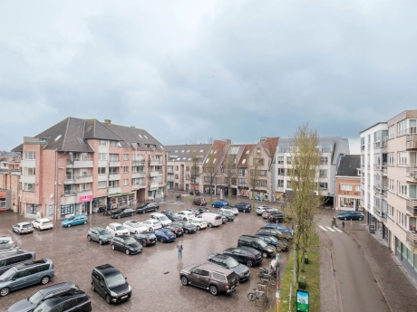 da4de44fd89548ee824f38a0247618ba thumbnail