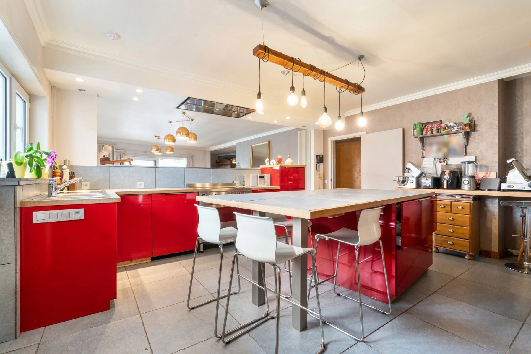 e737123609474ba98ca4aac08b432913 photo