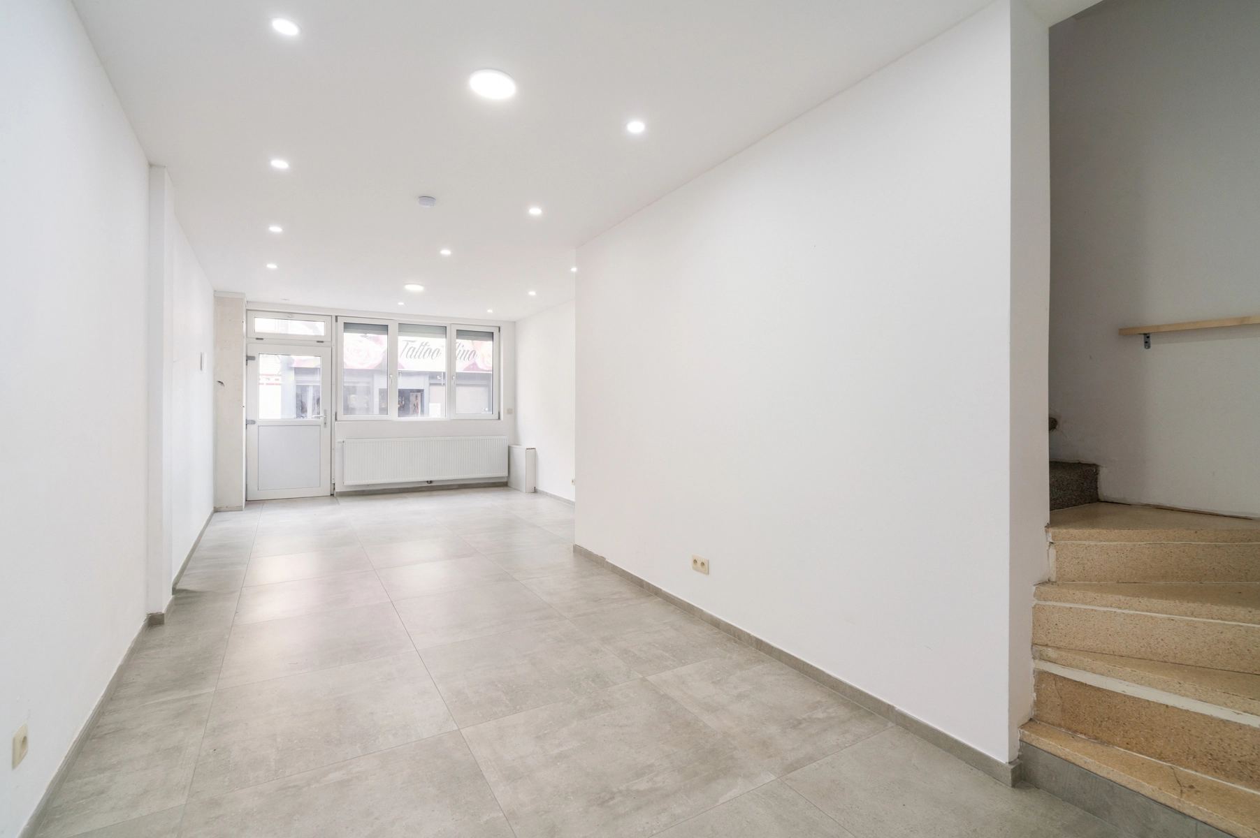 17267b8a08a848b4a065b3978f222678 photo