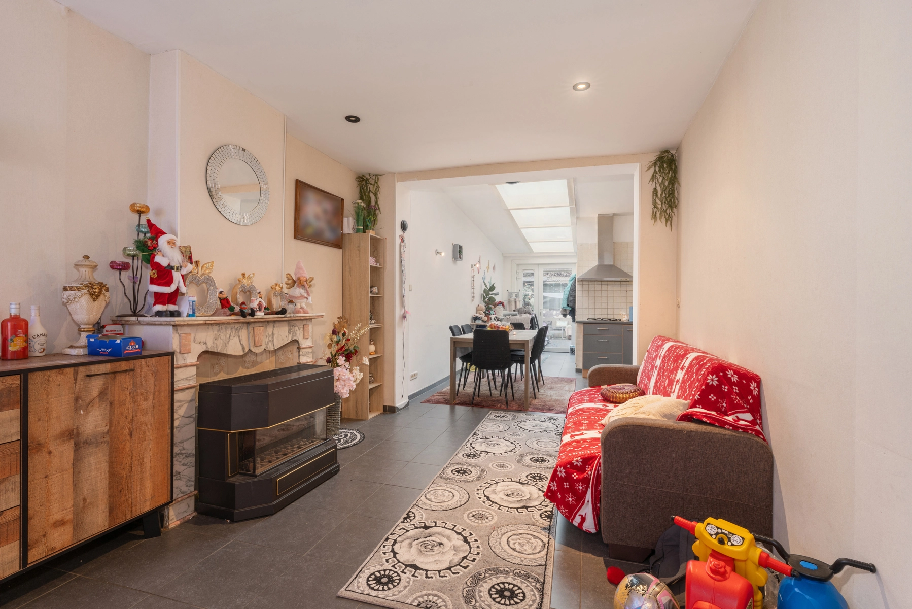 aa9e397e8ab04d5b9a35359885f1fc2f photo