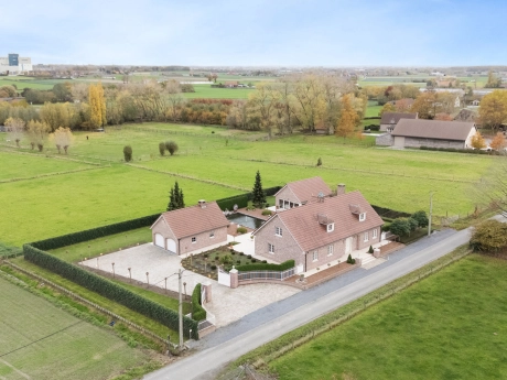 4df47baa1f634e4c8d4c3d6944e6fbf0 thumbnail