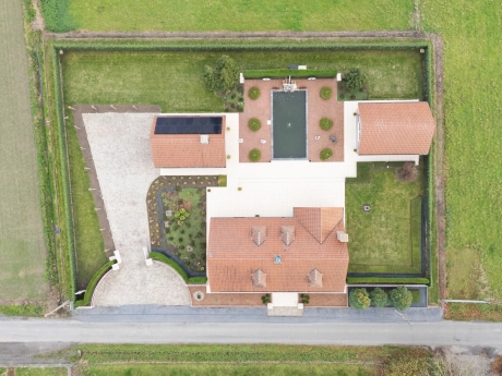 5aee614b9e1c4156b9a16da375ee1912 thumbnail