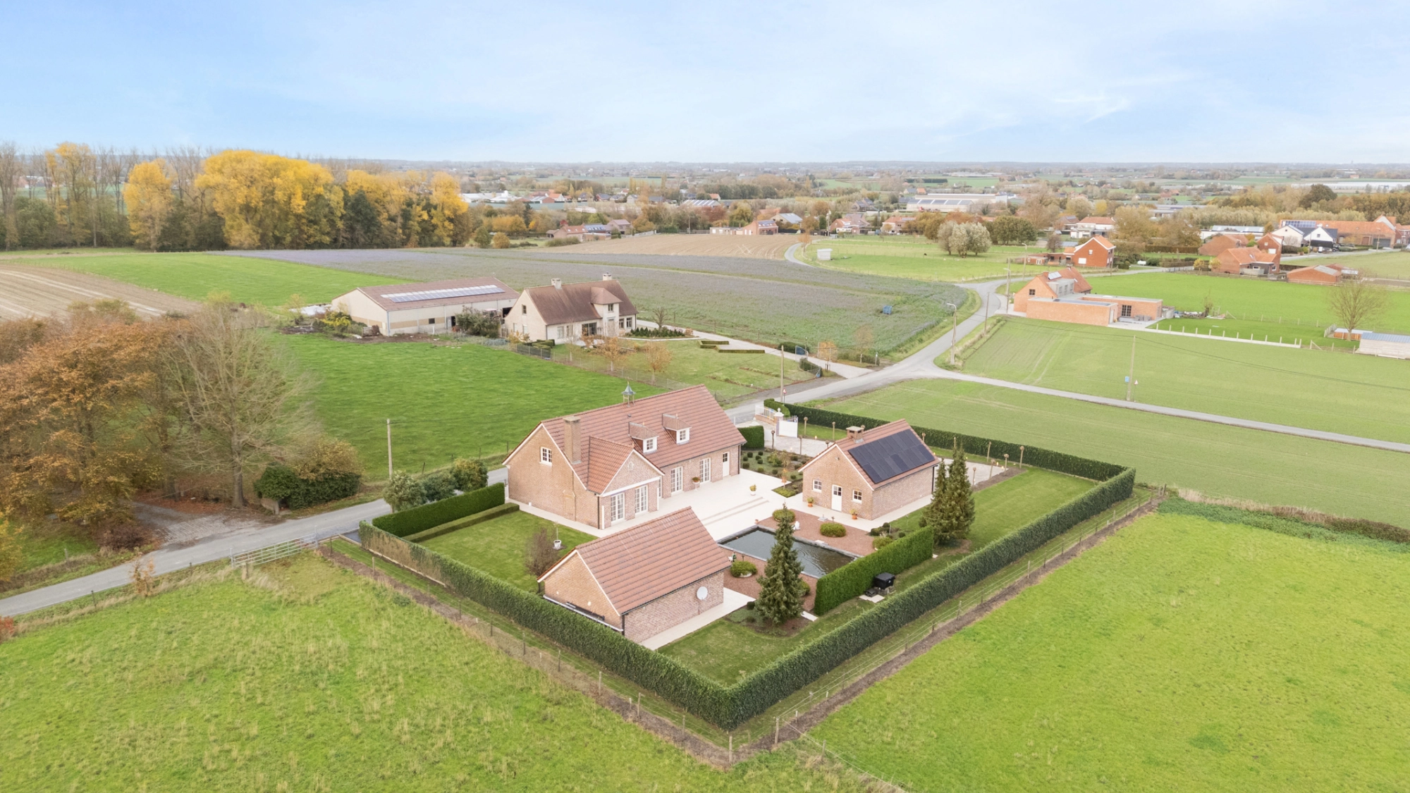 c26dfc9fcf574ecd8fa3d5417fa9208c photo