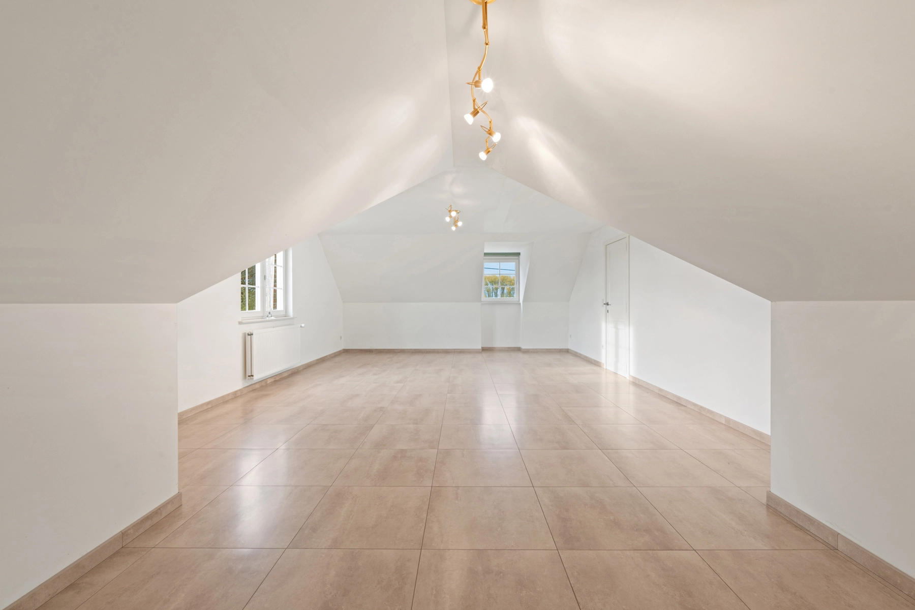 c4b4407ee4e149cebef230daeb522c0b photo