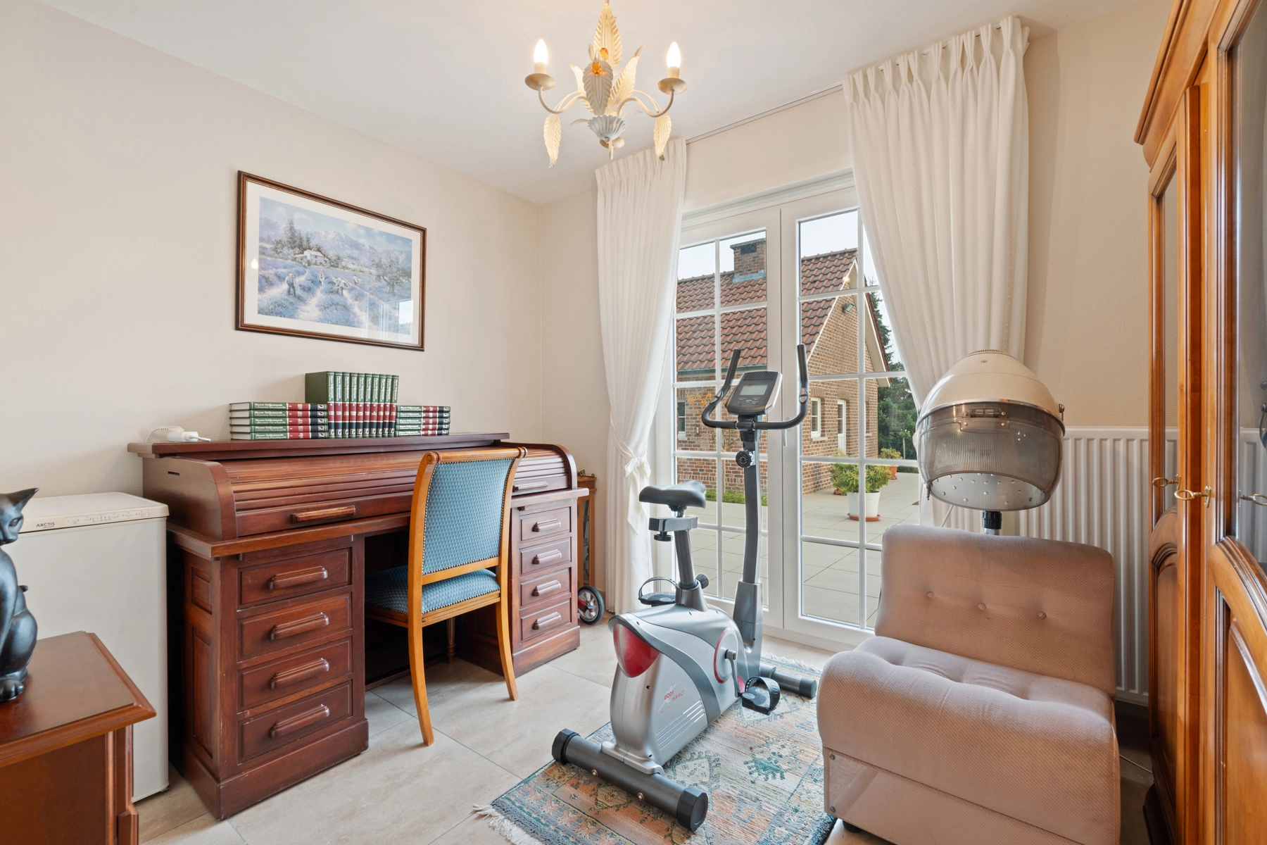 c9900f7a8f51405a90b70a61c0099a78 photo