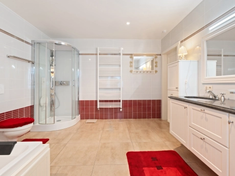 e15a0ac3bfa84664bed0364a2a249396 thumbnail