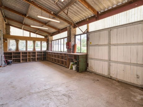 ce1a7f4e3f73477dbfd665eeb60e2b5a thumbnail