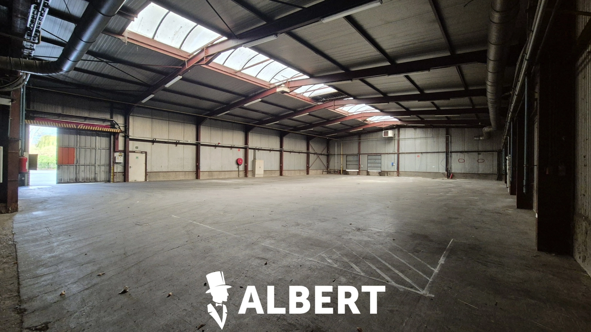 775a254cfb4e47d9b6e4275d8d495171 photo